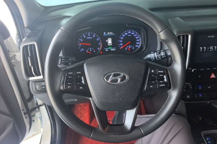Used Hyundai ix35 2019 2.0L Automatic 2WD Zhiyong·Changxiang Edition China V Standard Steering Wheel
