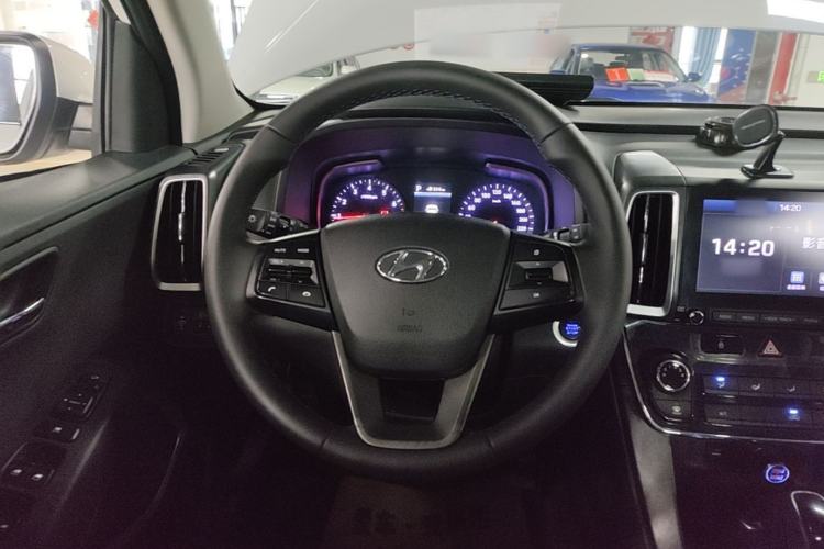 Used Hyundai ix35 2019 2.0L Automatic 2WD Zhiyong·Changxiang Edition China VI Standard Steering Wheel
