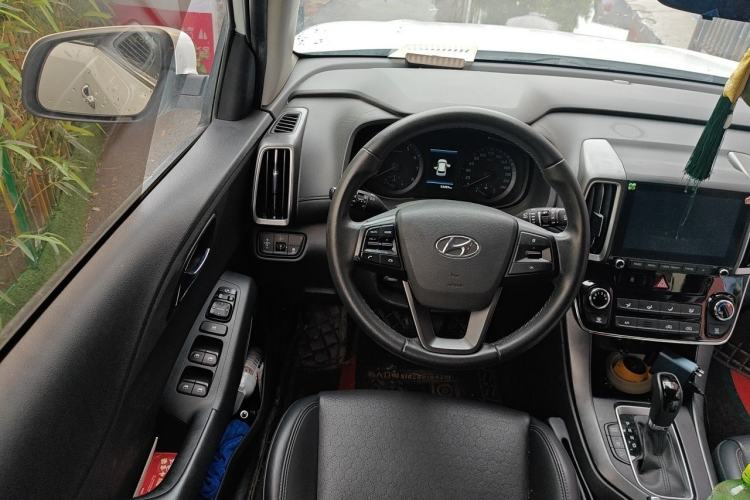 Used Hyundai ix35 2019 2.0L Automatic 2WD Zhiyong·Changxiang Edition China VI Standard Steering Wheel