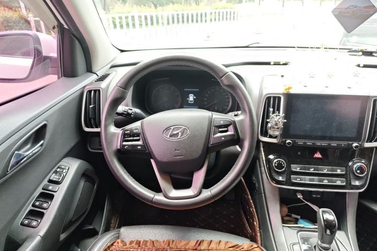Used Hyundai ix35 2019 2.0L Automatic 2WD Zhiyong·Changxiang Edition China VI Standard Steering Wheel