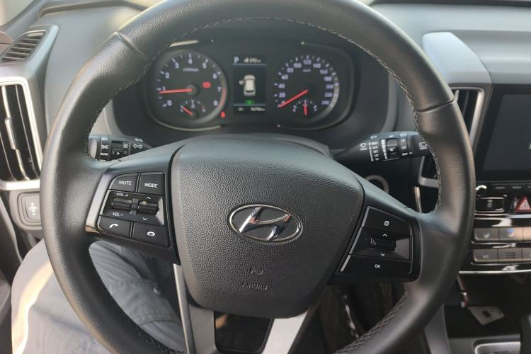 Used Hyundai ix35 2019 2.0L Automatic 2WD Zhiyong·Changxiang Edition China V Standard Steering Wheel