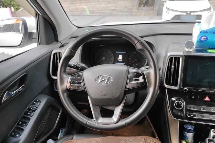 Used Hyundai ix35 2019 2.0L Automatic 2WD Zhiyong·Changxiang Edition China VI Standard Steering Wheel