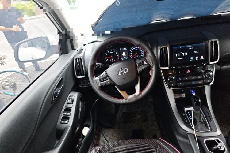 Used Hyundai ix35 2019 2.0L Automatic 2WD Zhiyong·Changxiang Edition China VI Standard Steering Wheel