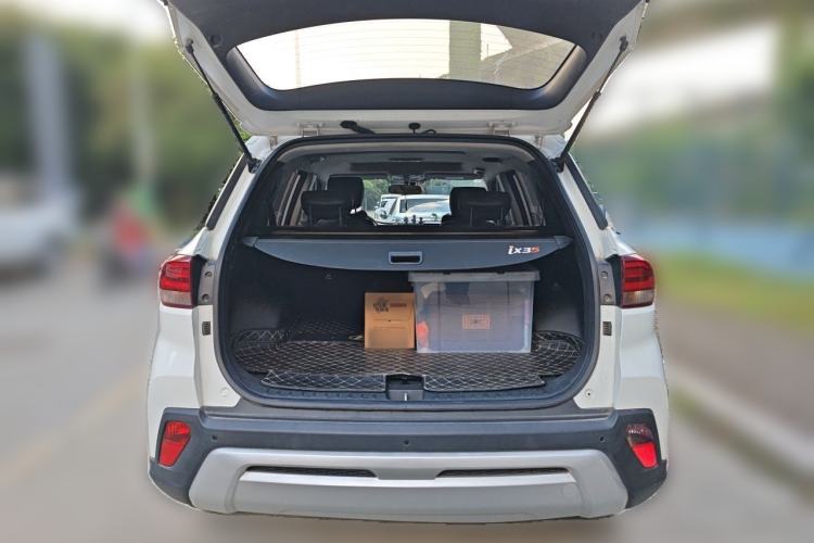 Used Hyundai ix35 2019 2.0L Automatic 2WD Zhiyong·Changxiang Edition China V Standard Trunk