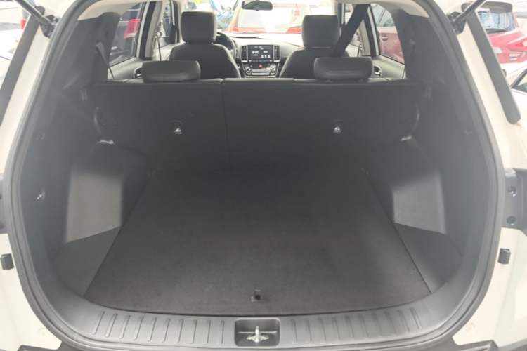 Used Hyundai ix35 2019 2.0L Automatic 2WD Zhiyong·Changxiang Edition China VI Standard Trunk