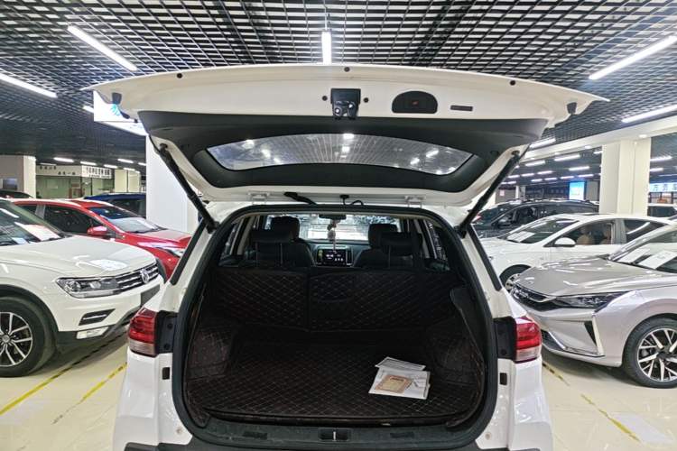 Used Hyundai ix35 2019 2.0L Automatic 2WD Zhiyong·Changxiang Edition China VI Standard Trunk