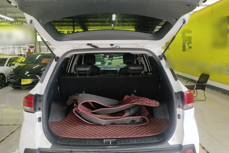 Used Hyundai ix35 2019 2.0L Automatic 2WD Zhiyong·Changxiang Edition China VI Standard Trunk