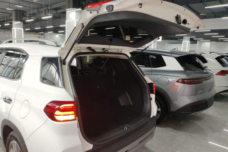 Used Hyundai ix35 2019 2.0L Automatic 2WD Zhiyong·Changxiang Edition China V Standard Trunk