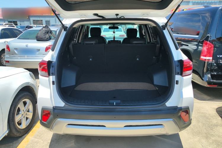 Used Hyundai ix35 2019 2.0L Automatic 2WD Zhiyong·Changxiang Edition China VI Standard Trunk