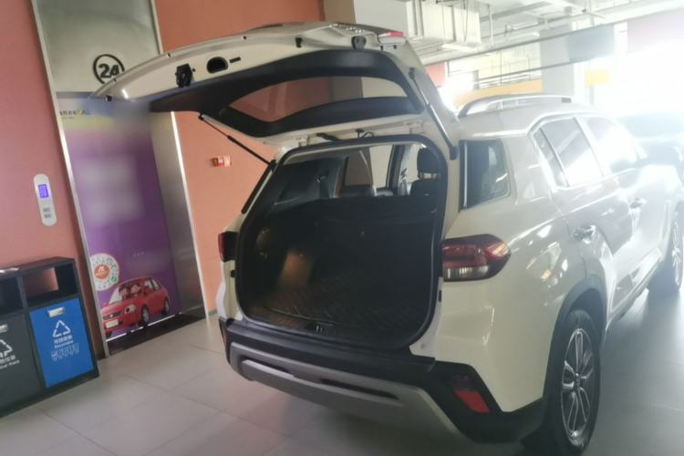 Used Hyundai ix35 2019 2.0L Automatic 2WD Zhiyong·Changxiang Edition China VI Standard Trunk