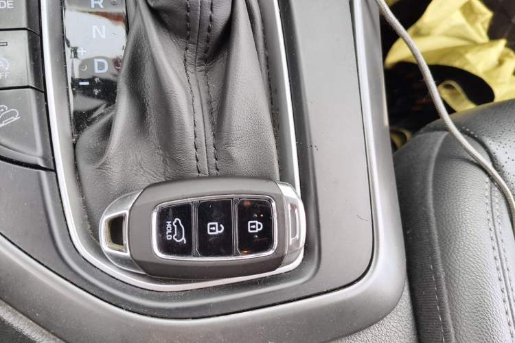 Used Hyundai ix35 2019 2.0L Automatic 2WD Zhiyong·Changxiang Edition China VI Standard Vehicle Key