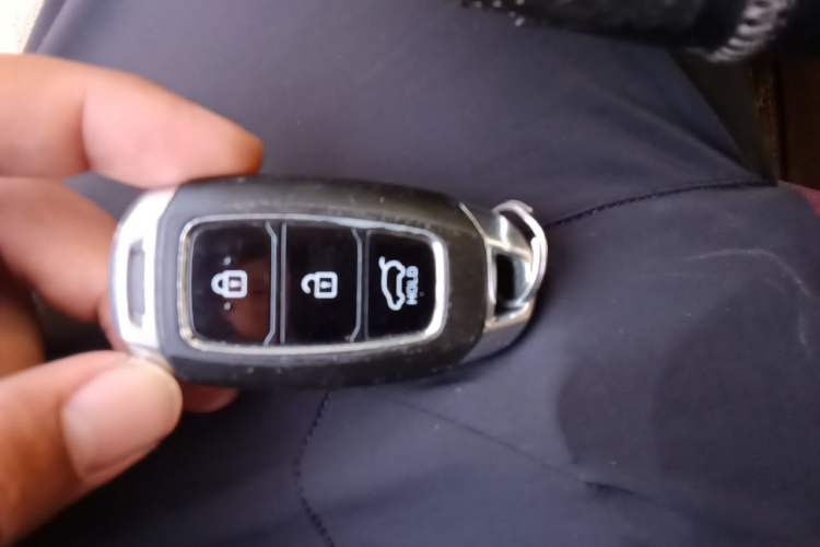 Used Hyundai ix35 2019 2.0L Automatic 2WD Zhiyong·Changxiang Edition China VI Standard Vehicle Key