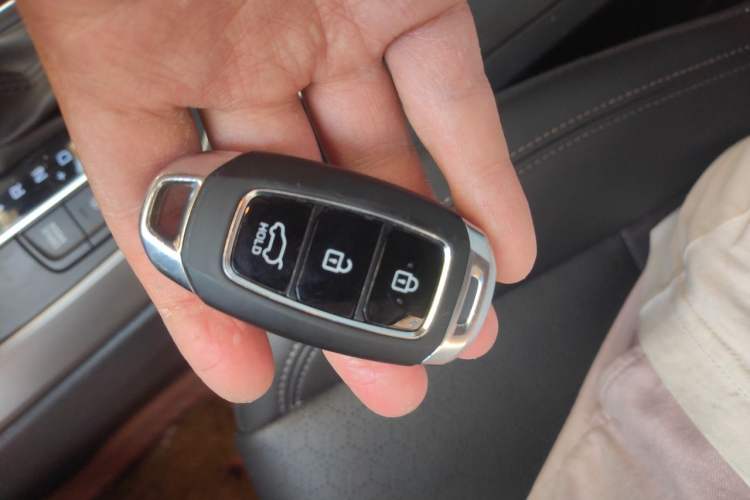 Used Hyundai ix35 2019 2.0L Automatic 2WD Zhiyong·Changxiang Edition China V Standard Vehicle Key