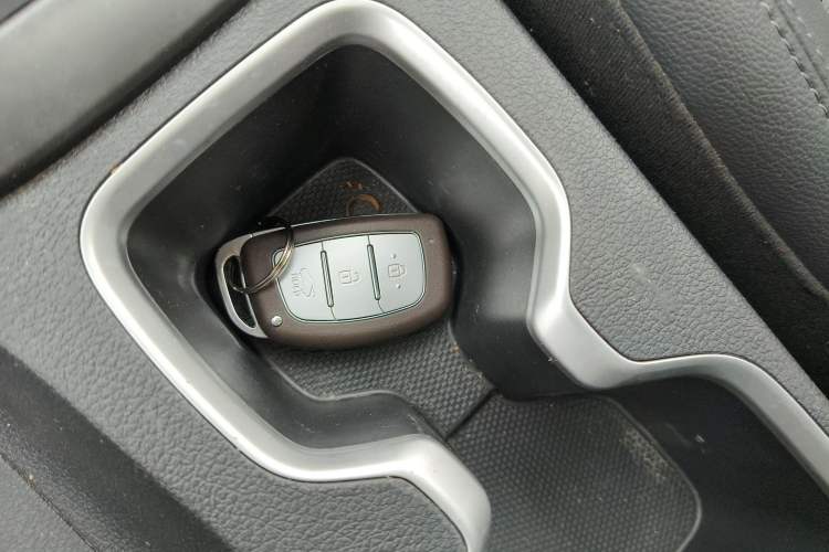 Used Hyundai ix35 2019 2.0L Automatic 2WD Zhiyong·Changxiang Edition China V Standard Vehicle Key