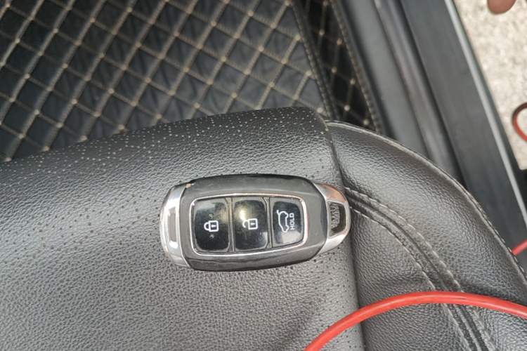 Used Hyundai ix35 2019 2.0L Automatic 2WD Zhiyong·Changxiang Edition China V Standard Vehicle Key