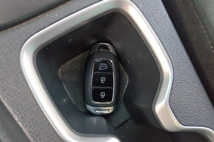 Used Hyundai ix35 2019 2.0L Automatic 2WD Zhiyong·Changxiang Edition China V Standard Vehicle Key