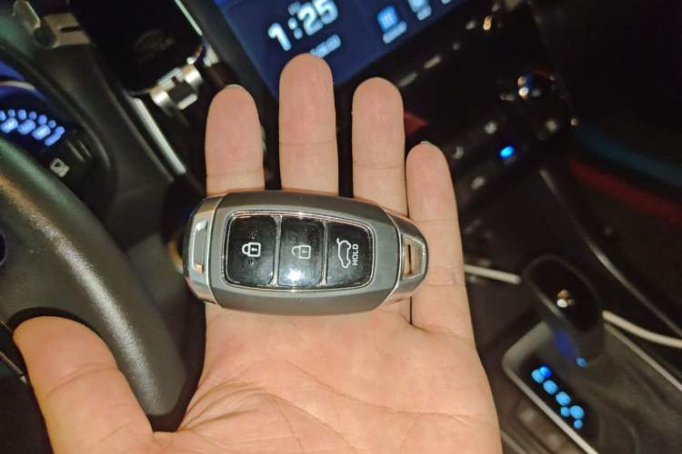 Used Hyundai ix35 2019 2.0L Automatic 2WD Zhiyong·Changxiang Edition China VI Standard Vehicle Key