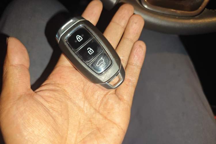 Used Hyundai ix35 2019 2.0L Automatic 2WD Zhiyong·Changxiang Edition China VI Standard Vehicle Key