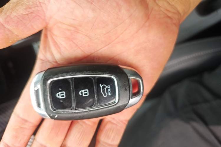 Used Hyundai ix35 2019 2.0L Automatic 2WD Zhiyong·Changxiang Edition China VI Standard Vehicle Key