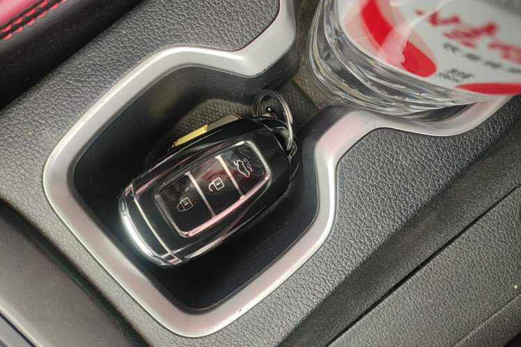 Used Hyundai ix35 2019 2.0L Automatic 2WD Zhiyong·Changxiang Edition China VI Standard Vehicle Key