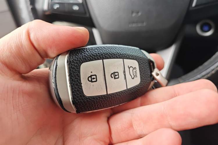 Used Hyundai ix35 2019 2.0L Automatic 2WD Zhiyong·Changxiang Edition China V Standard Vehicle Key