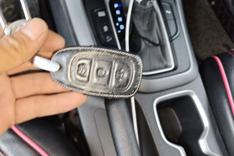Used Hyundai ix35 2019 2.0L Automatic 2WD Zhiyong·Changxiang Edition China VI Standard Vehicle Key
