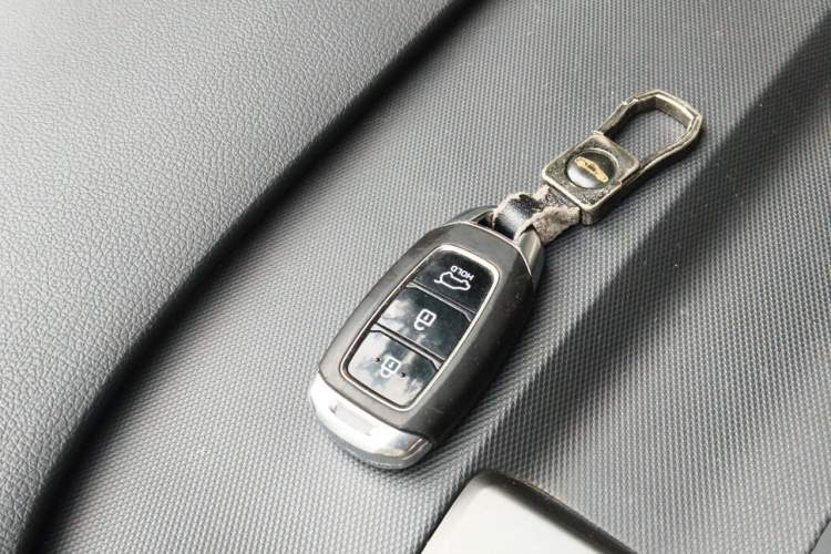 Used Hyundai ix35 2019 2.0L Automatic 2WD Zhiyong·Changxiang Edition China VI Standard Vehicle Key