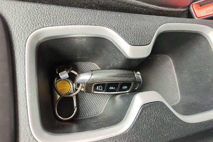 Used Hyundai ix35 2019 2.0L Automatic 2WD Zhiyong·Changxiang Edition China V Standard Vehicle Key