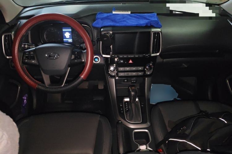 Used Hyundai ix35 2020 2.0L Automatic 2WD Zhiyong·Changxiang Edition Center Console