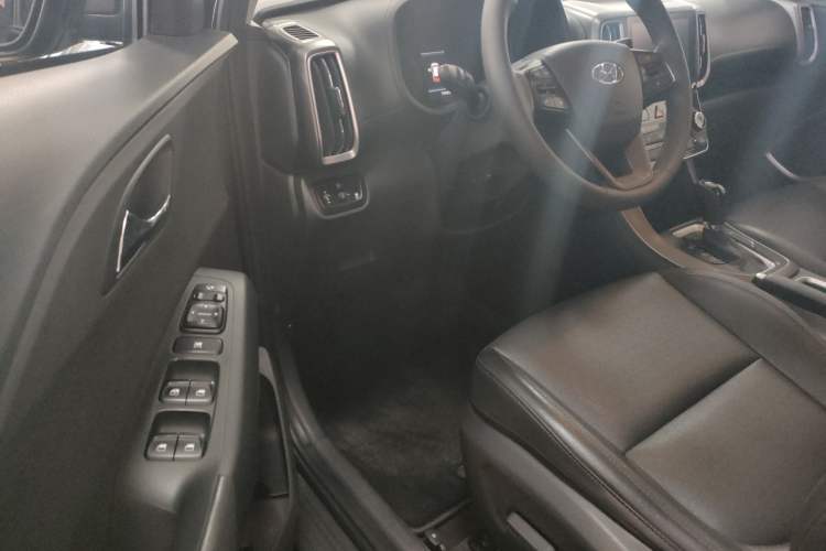 Used Hyundai ix35 2020 2.0L Automatic 2WD Zhiyong·Changxiang Edition Left Front Seat