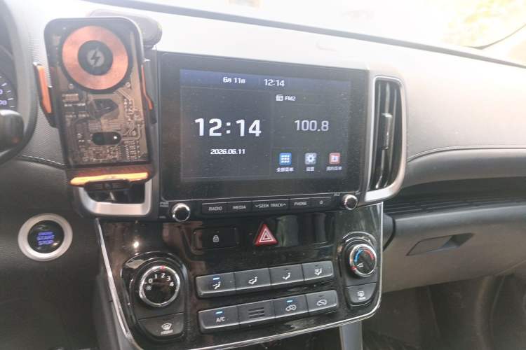 Used Hyundai ix35 2020 2.0L Automatic 2WD Zhiyong·Changxiang Edition Audio And AC Panel