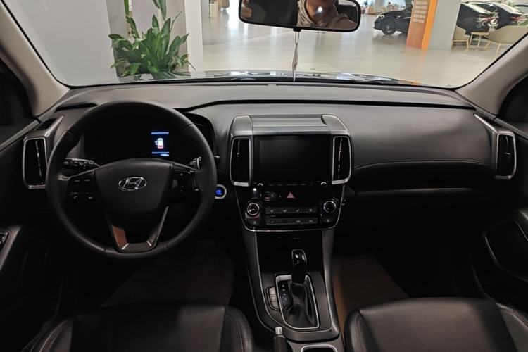 Used Hyundai ix35 2020 2.0L Automatic 2WD Zhiyong·Changxiang Edition Center Console