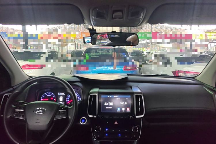 Used Hyundai ix35 2020 2.0L Automatic 2WD Zhiyong·Changxiang Edition Center Console