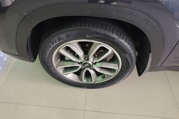 Used Hyundai ix35 2020 2.0L Automatic 2WD Zhiyong·Changxiang Edition Left Front Wheel Hub