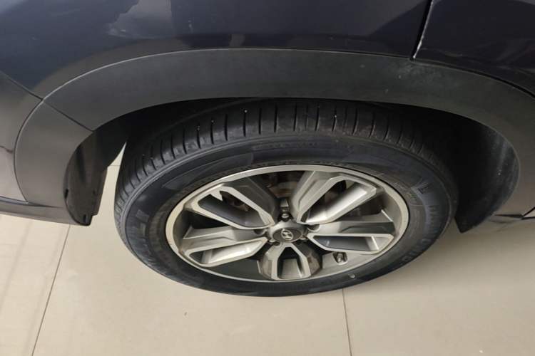 Used Hyundai ix35 2020 2.0L Automatic 2WD Zhiyong·Changxiang Edition Right Rear Wheel Hub