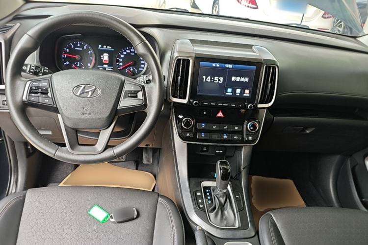 Used Hyundai ix35 2020 2.0L Automatic 2WD Zhiyong·Changxiang Edition Center Console