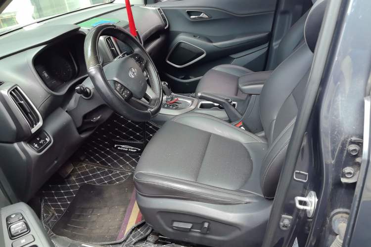 Used Hyundai ix35 2020 2.0L Automatic 2WD Zhiyong·Changxiang Edition Left Front Seat