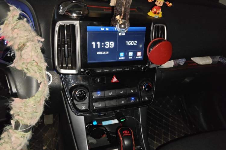 Used Hyundai ix35 2020 2.0L Automatic 2WD Zhiyong·Changxiang Edition Audio And AC Panel