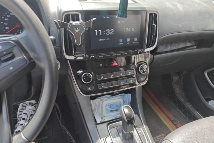 Used Hyundai ix35 2020 2.0L Automatic 2WD Zhiyong·Changxiang Edition Audio And AC Panel