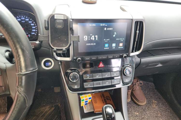 Used Hyundai ix35 2020 2.0L Automatic 2WD Zhiyong·Changxiang Edition Audio And AC Panel