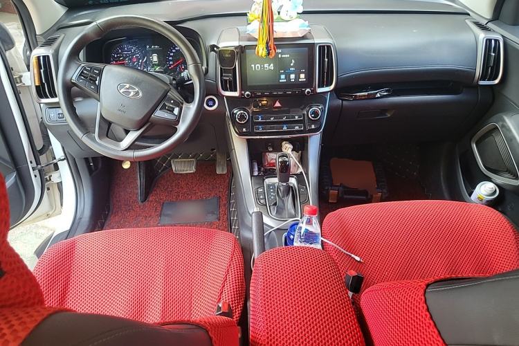 Used Hyundai ix35 2020 2.0L Automatic 2WD Zhiyong·Changxiang Edition Center Console