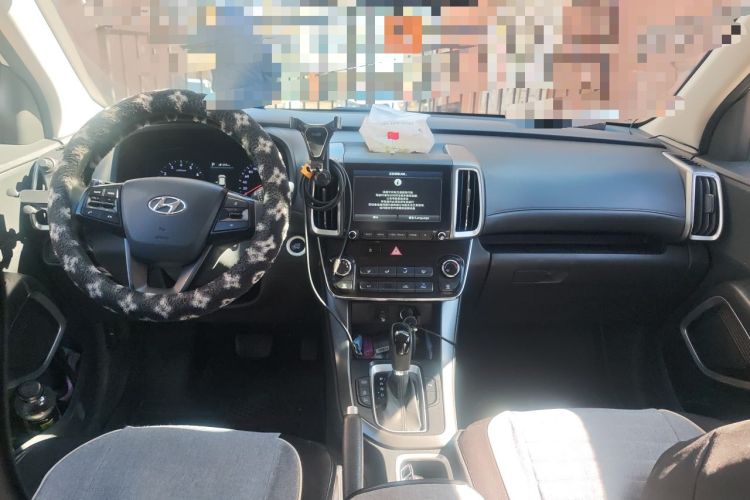 Used Hyundai ix35 2020 2.0L Automatic 2WD Zhiyong·Changxiang Edition Center Console
