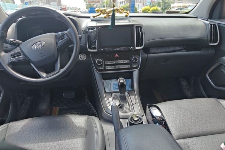 Used Hyundai ix35 2020 2.0L Automatic 2WD Zhiyong·Changxiang Edition Center Console