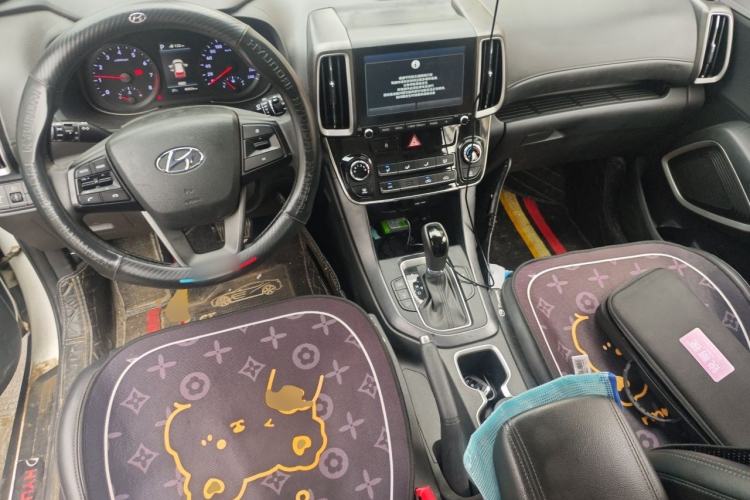 Used Hyundai ix35 2020 2.0L Automatic 2WD Zhiyong·Changxiang Edition Center Console