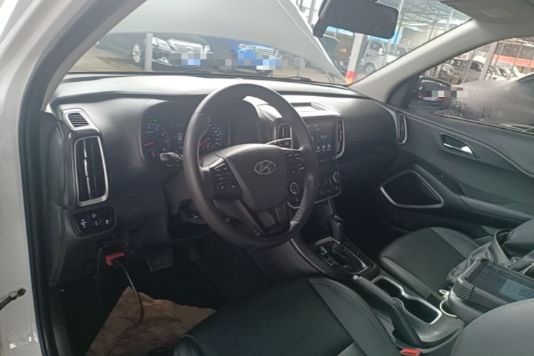 Used Hyundai ix35 2020 2.0L Automatic 2WD Zhiyong·Changxiang Edition Center Console