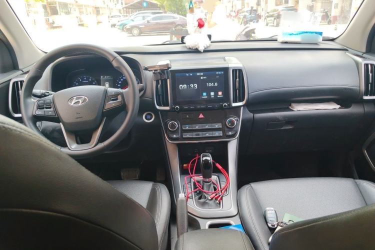 Used Hyundai ix35 2020 2.0L Automatic 2WD Zhiyong·Changxiang Edition Center Console