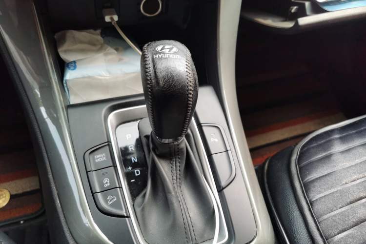 Used Hyundai ix35 2020 2.0L Automatic 2WD Zhiyong·Changxiang Edition Gear Lever