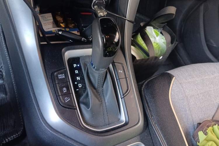 Used Hyundai ix35 2020 2.0L Automatic 2WD Zhiyong·Changxiang Edition Gear Lever