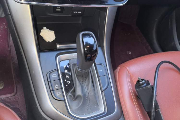 Used Hyundai ix35 2020 2.0L Automatic 2WD Zhiyong·Changxiang Edition Gear Lever