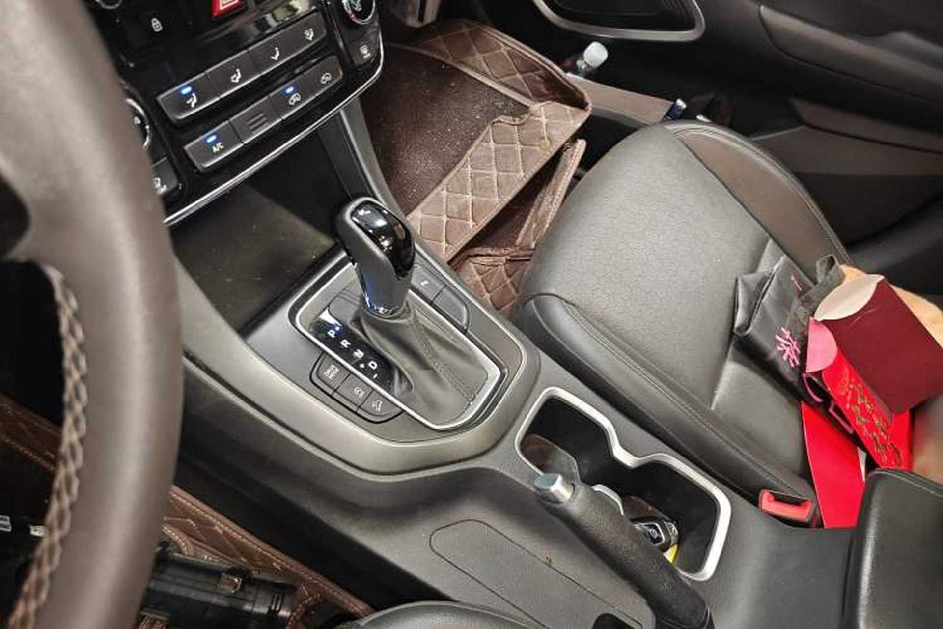 Used Hyundai ix35 2020 2.0L Automatic 2WD Zhiyong·Changxiang Edition Gear Lever
